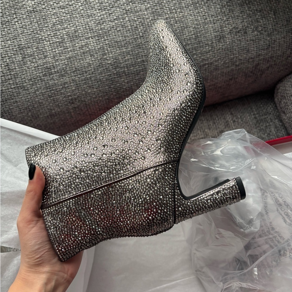 Brand New Kelly & Katie Sparkle Booties - Size 8.5, Original Box - Picture 8 of 13